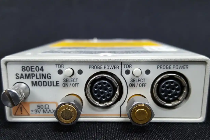 泰克 80E04 双通道 TDR 模块_20GHz 电采样模块_DSA8300 背板线缆阻抗 S 参数测试